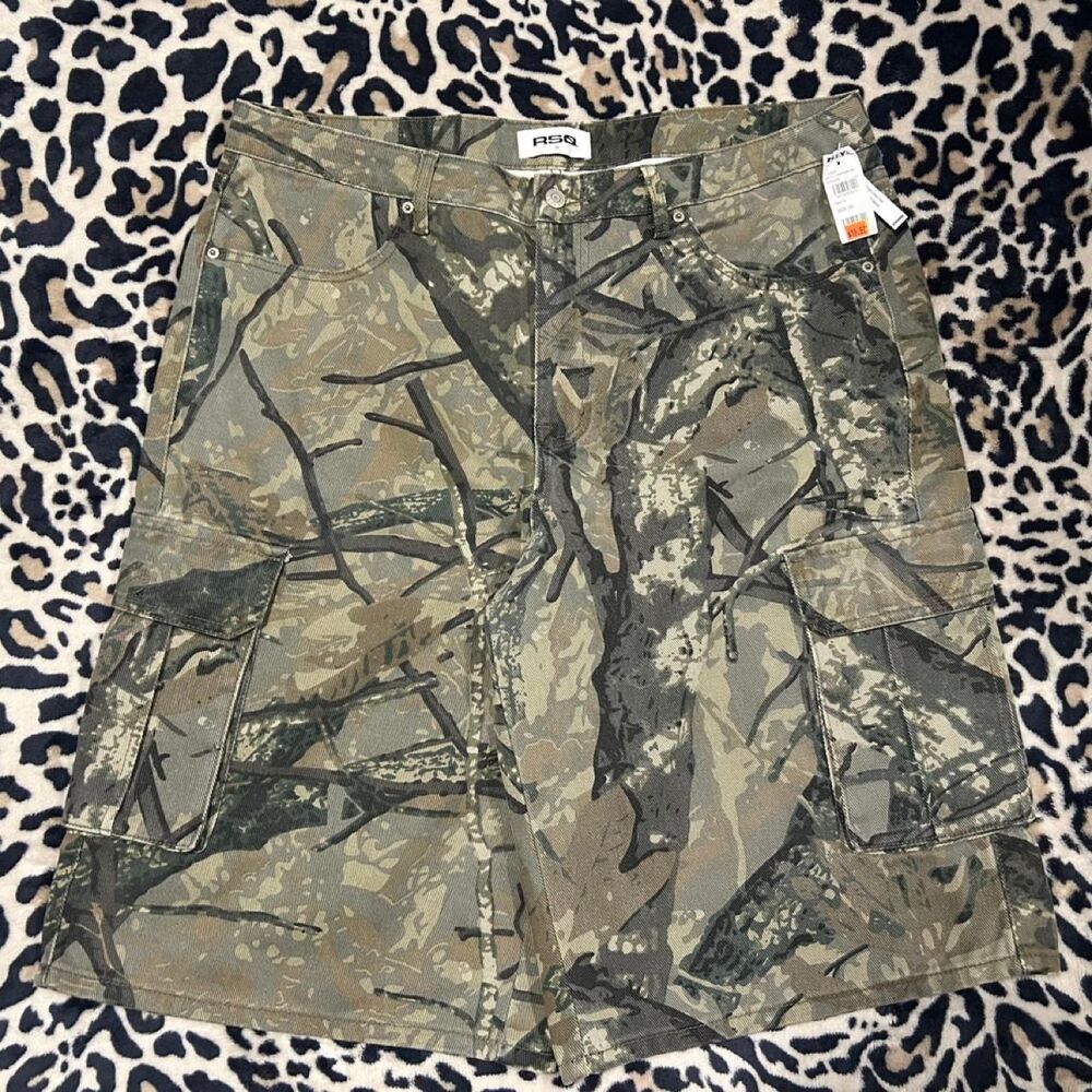 Tilly’s baggy jorts